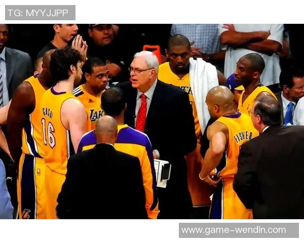 湖人队五年前今日庆祝夺得队史第17冠的辉煌时刻回顾